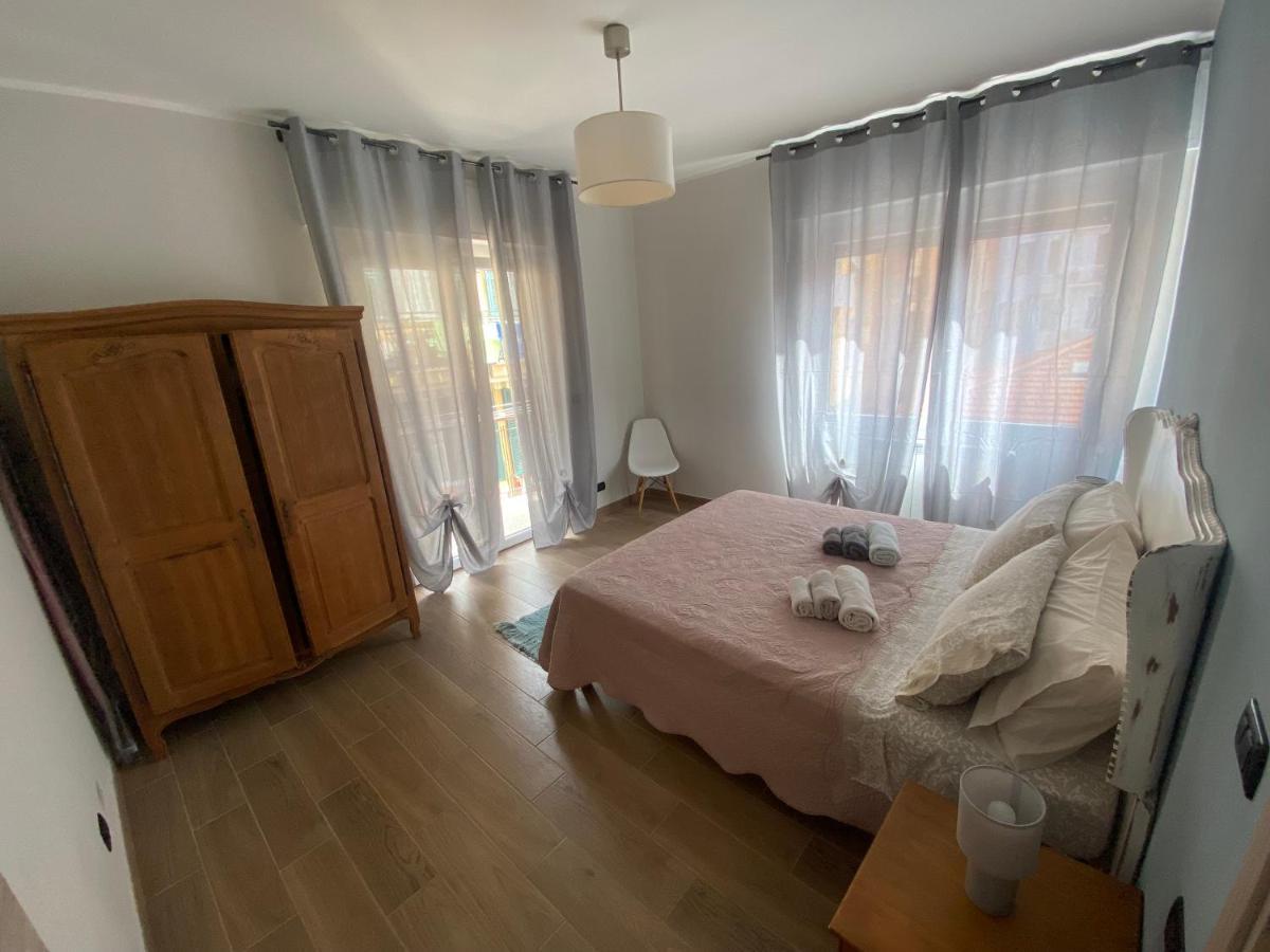 Ferienwohnung A Due Passi Dal Mare Ventimiglia Exterior foto